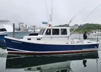 About Captain Wayne and the Crew